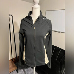 Nike DriFit Running Jacket l PTP 19